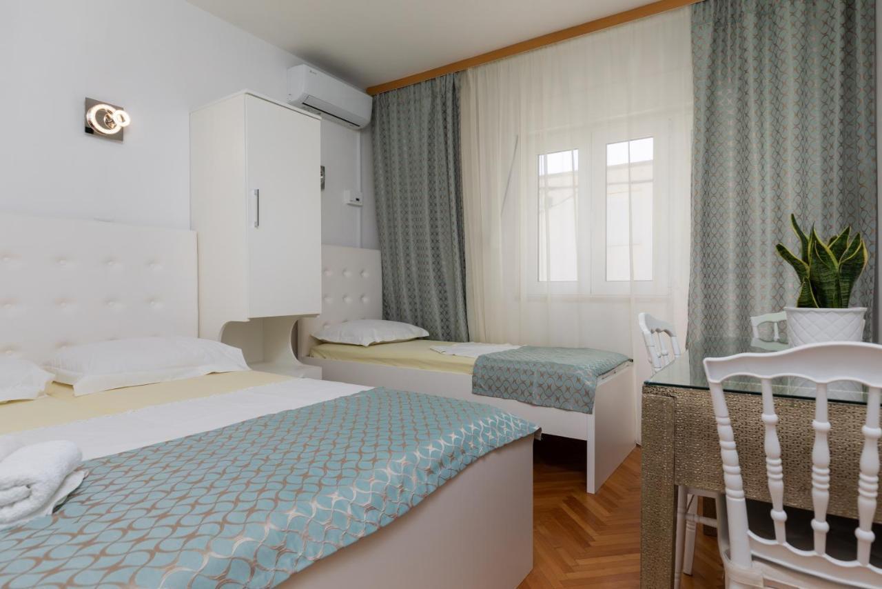 Apartments By The Sea Duce, Omis - 2992 Dugi Rat Eksteriør bilde