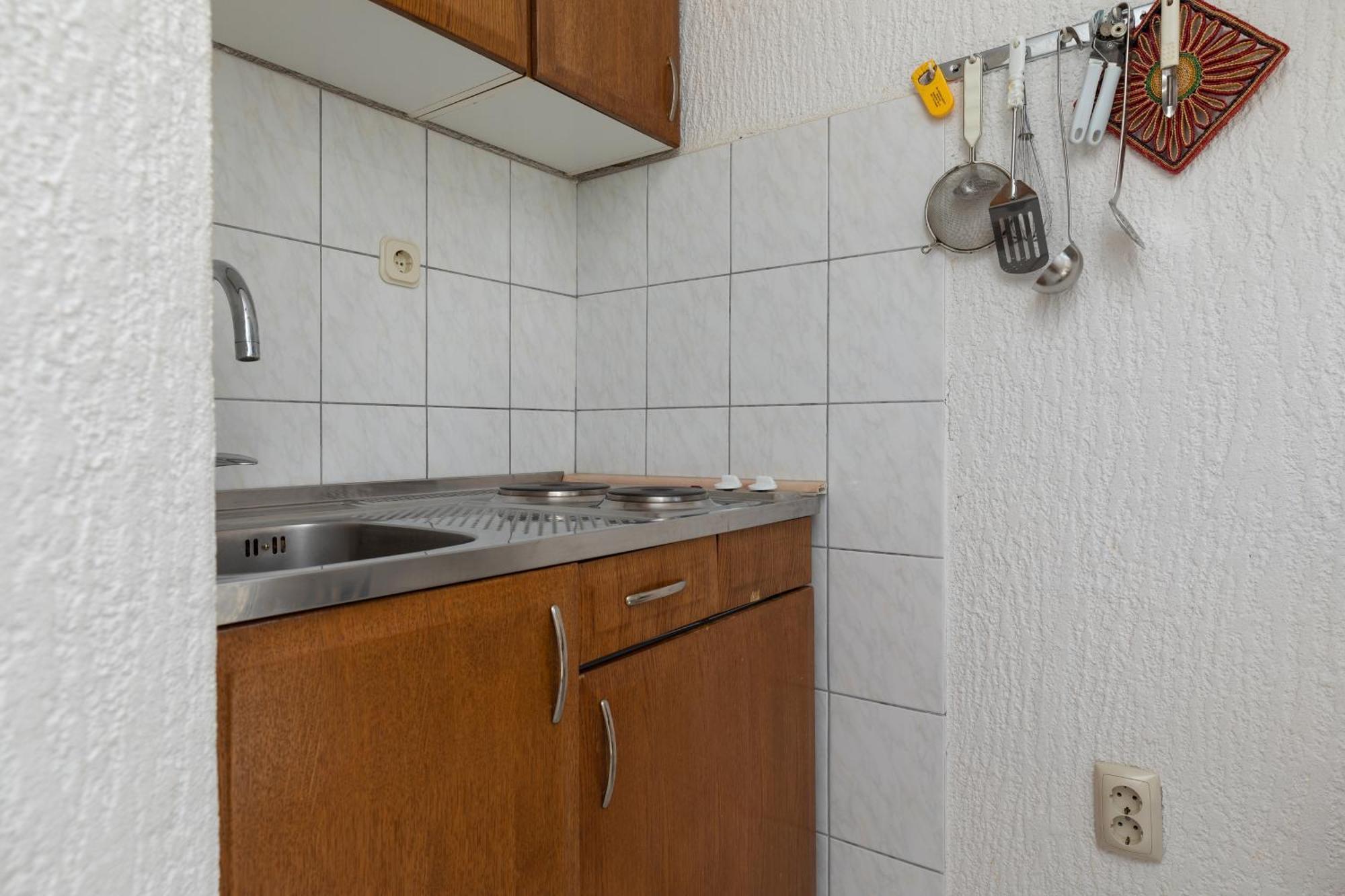 Apartments By The Sea Duce, Omis - 2992 Dugi Rat Rom bilde
